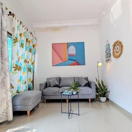 Homey Guesthouse Kertajaya Surabaja Exteriér fotografie