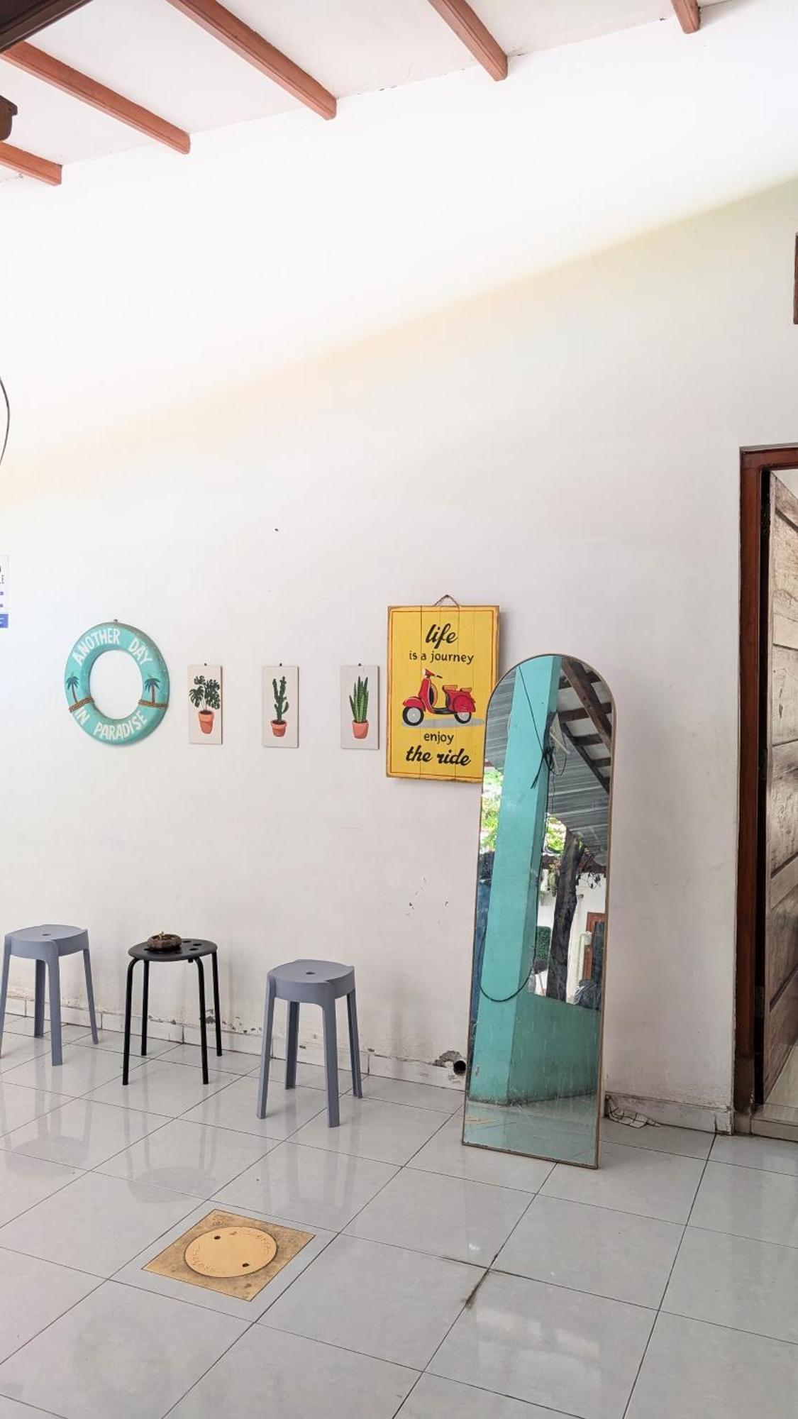 Homey Guesthouse Kertajaya Surabaja Exteriér fotografie